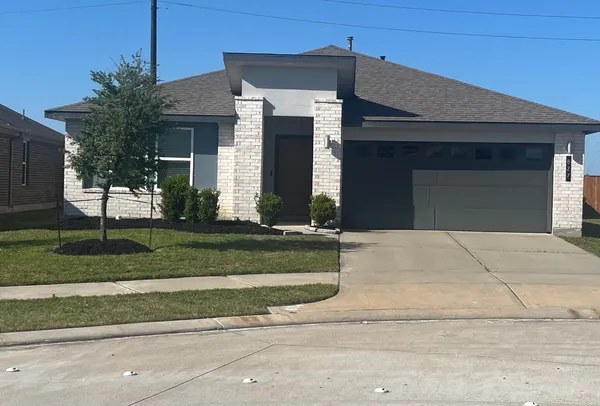 $2,400 | 827 Teal Moon Drive, Rosharon, TX 77583