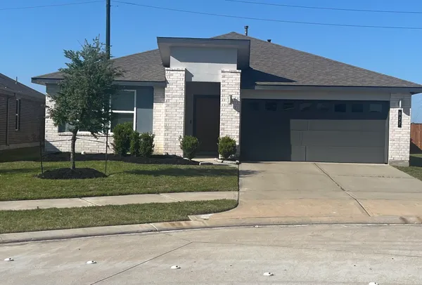 $2,400 | 827 Teal Moon Drive, Rosharon, TX 77583
