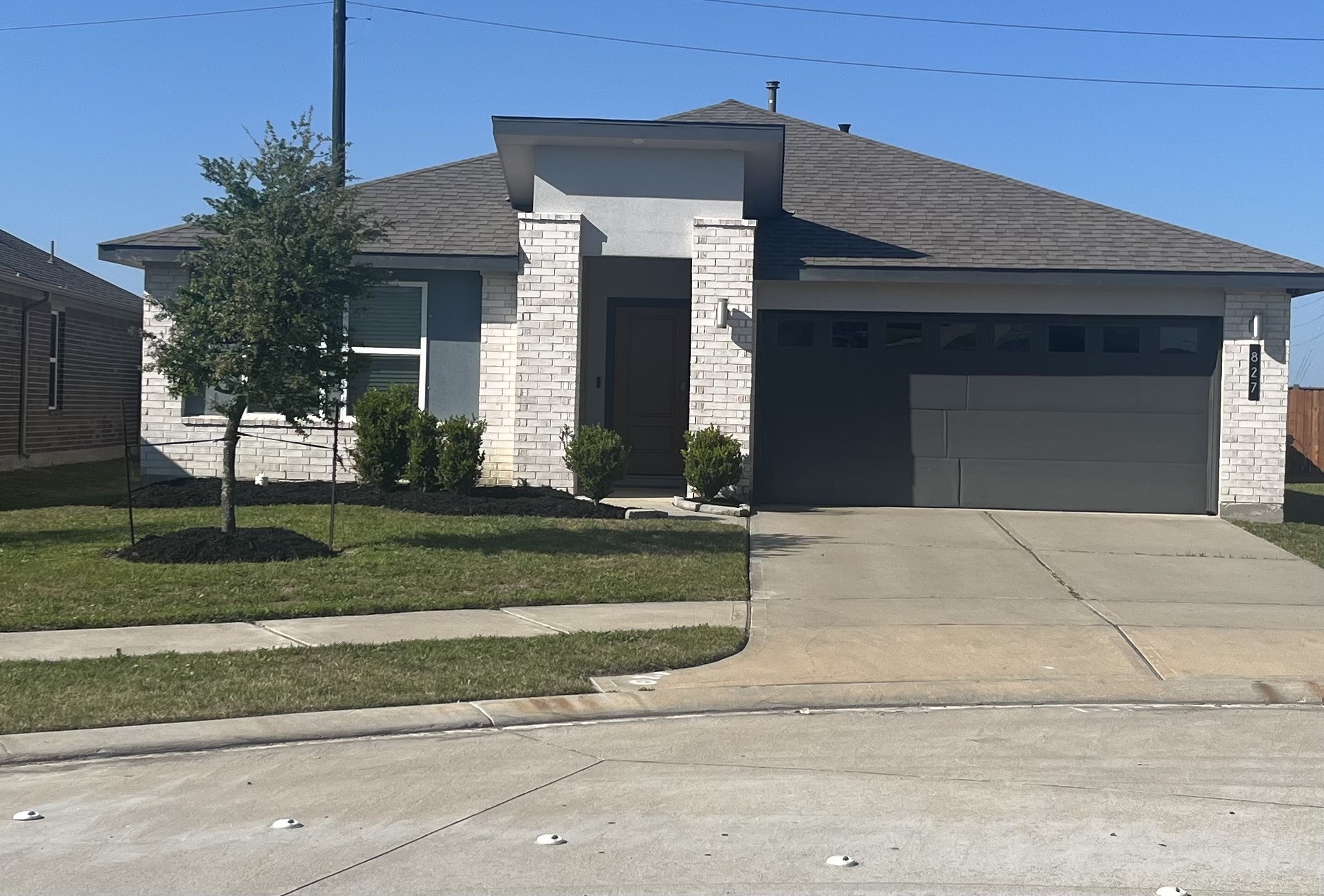 827 Teal Moon Drive Rosharon, TX 77583 - Photo 2 of 18