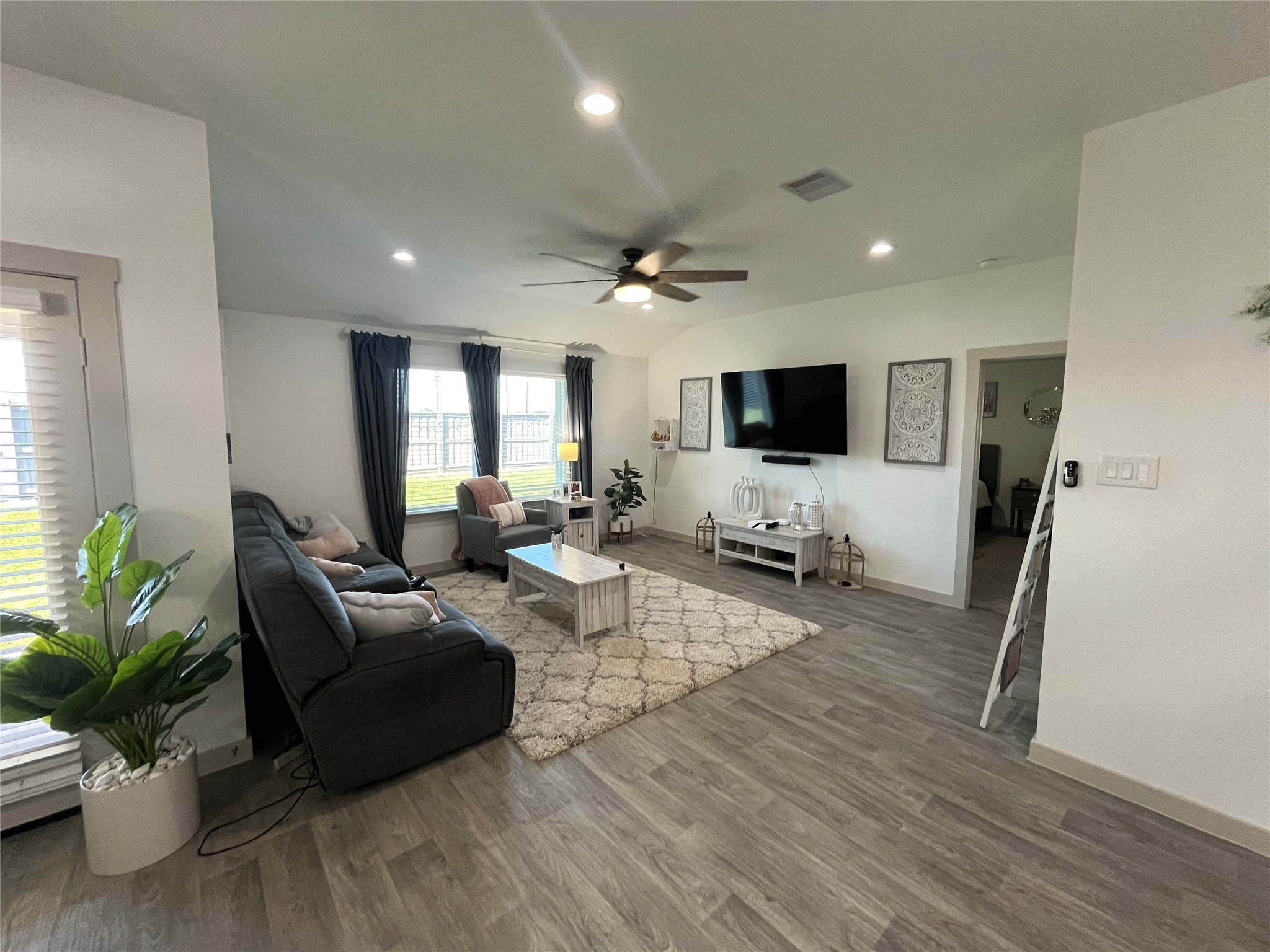 827 Teal Moon Drive Rosharon, TX 77583 - Photo 7 of 18