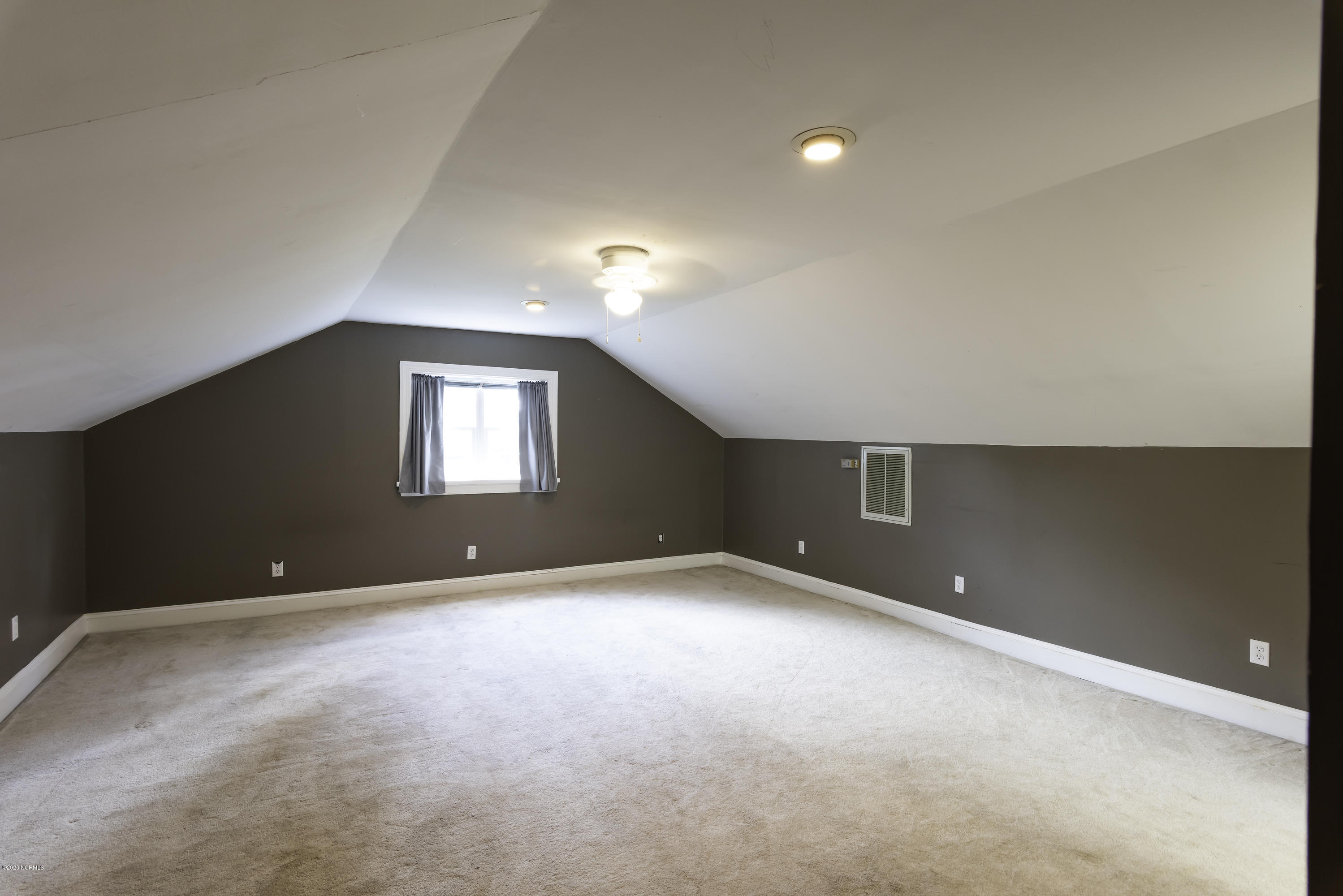 1814 Tryon Road New Bern, NC 28560 - Photo 26 of 35 MasterSuite