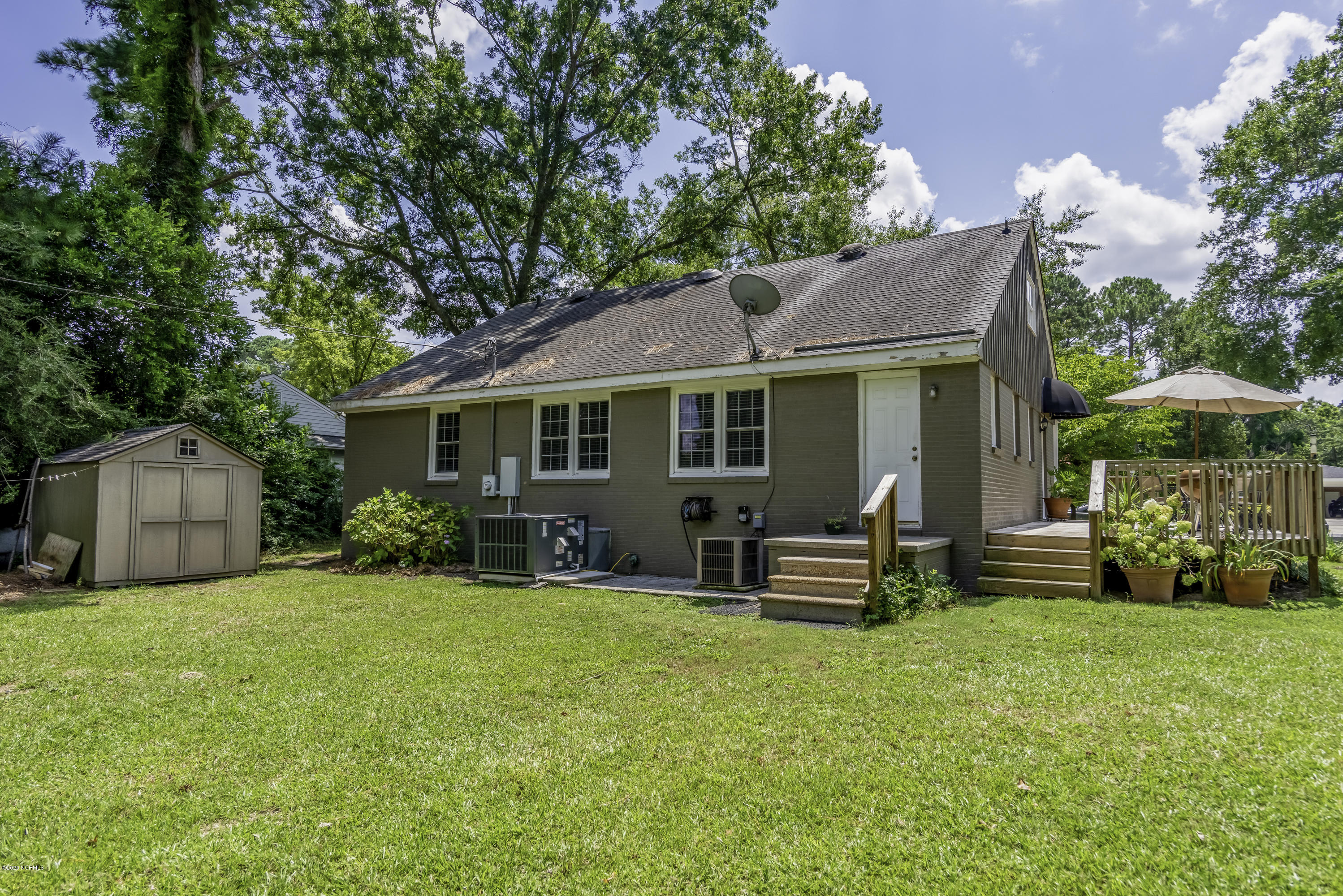 1814 Tryon Road New Bern, NC 28560 - Photo 34 of 35 Backyard