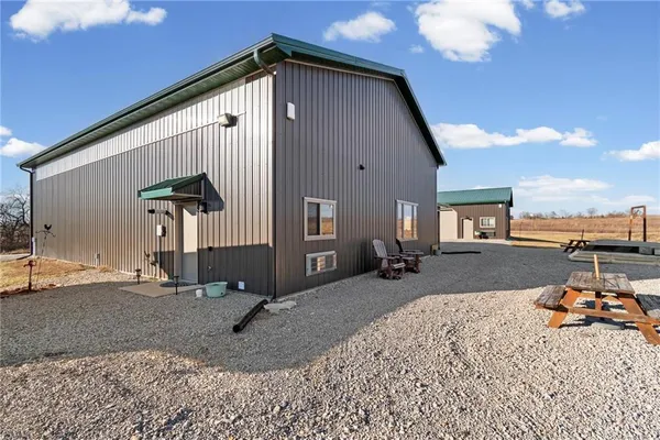 $400,000 | 15812 Cr 151 N/a Carrollton Mo 64633 N/a, Carrollton, MO 64633