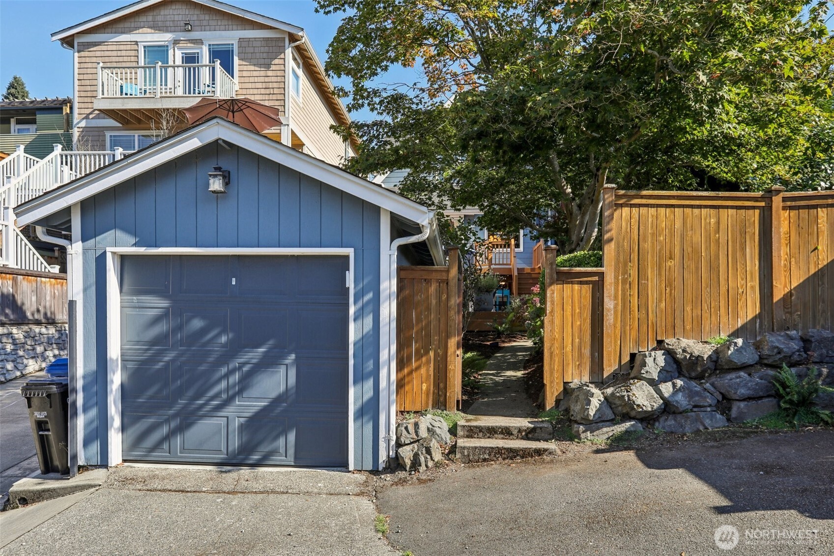 2419 2nd Avenue West Seattle, WA 98119 - Photo 28 of 31