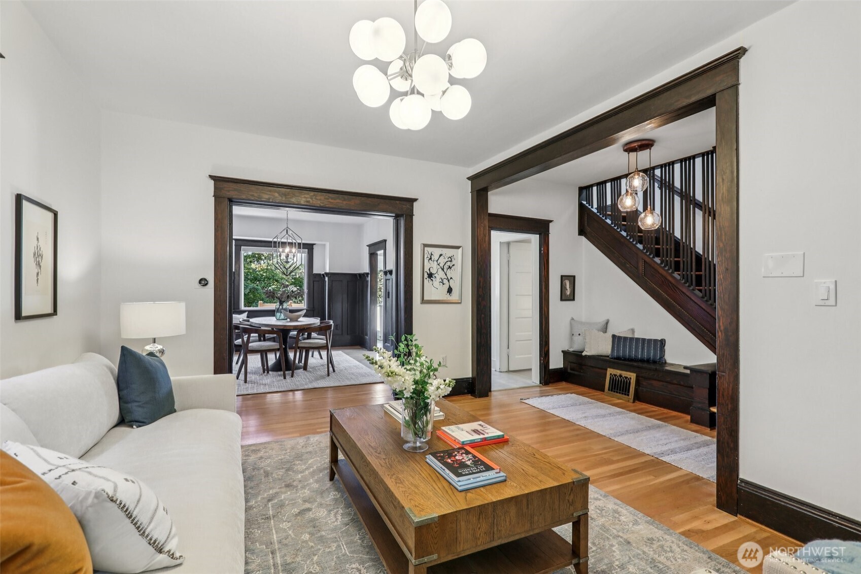 2419 2nd Avenue West Seattle, WA 98119 - Photo 5 of 31