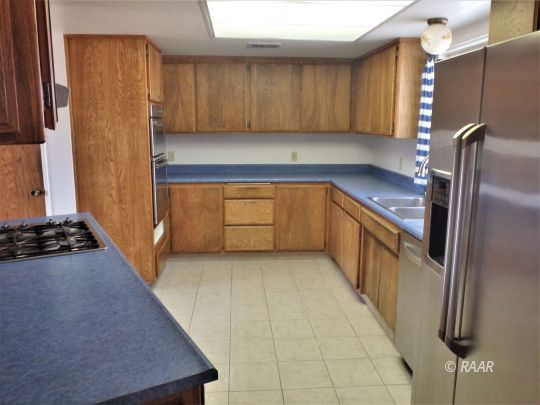 1911 South Gateway Boulevard Ridgecrest, CA 93555 - Photo 10 of 35