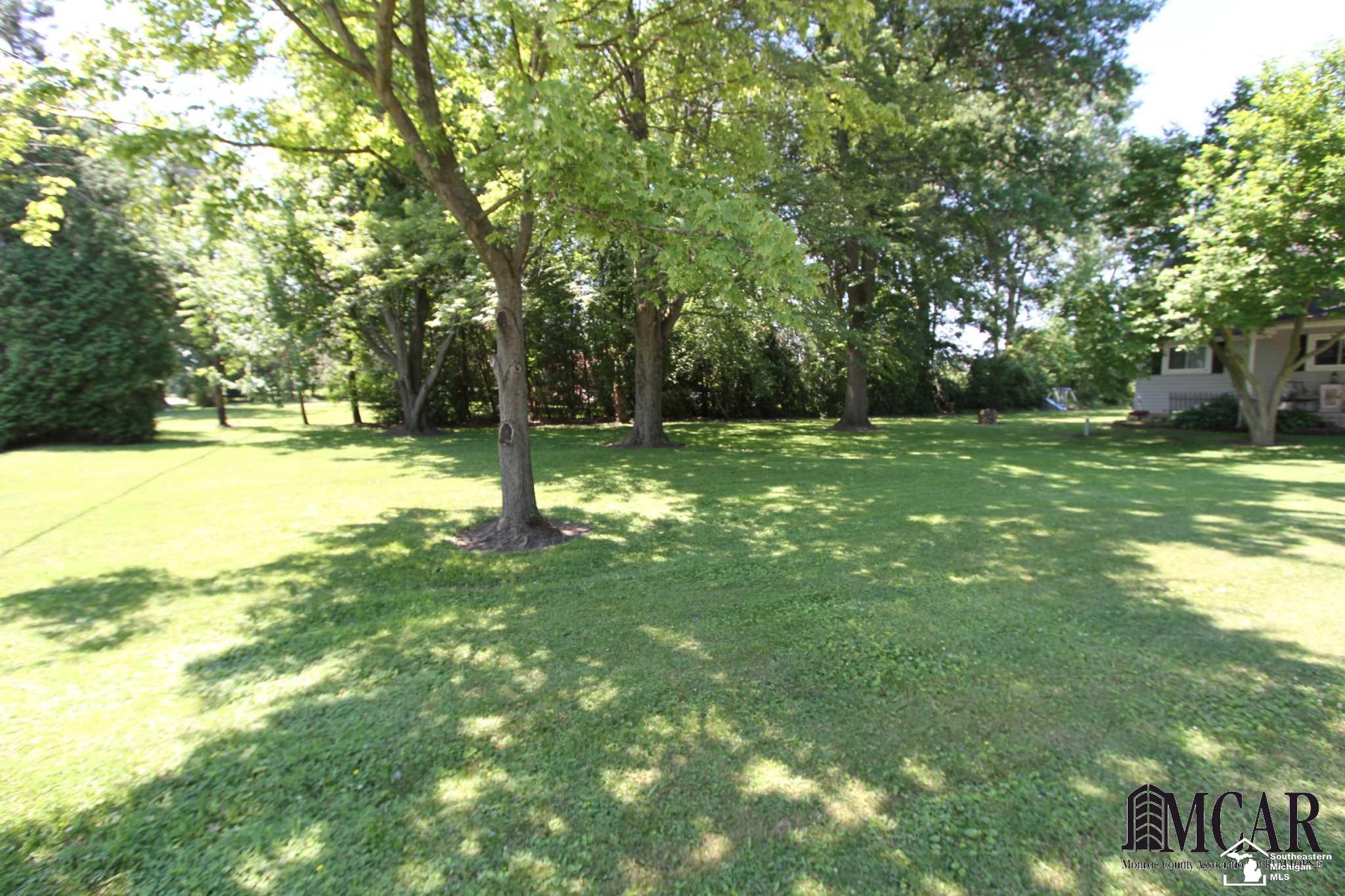 8581 Exeter Road Carleton, MI 48117 - Photo 30 of 31 Gallery Image 30