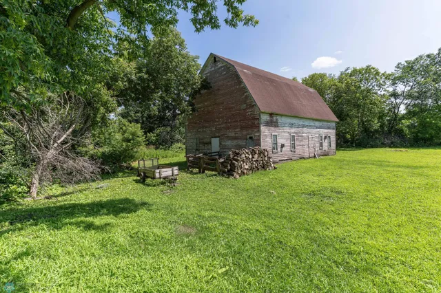 $225,000 | 30769 200th Street, Underwood, MN 56586