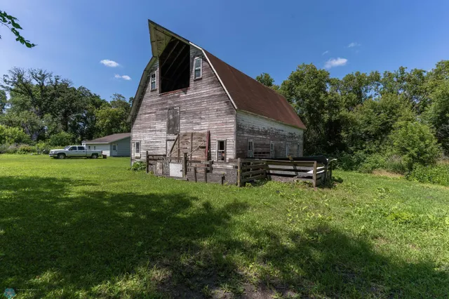 $225,000 | 30769 200th Street, Underwood, MN 56586