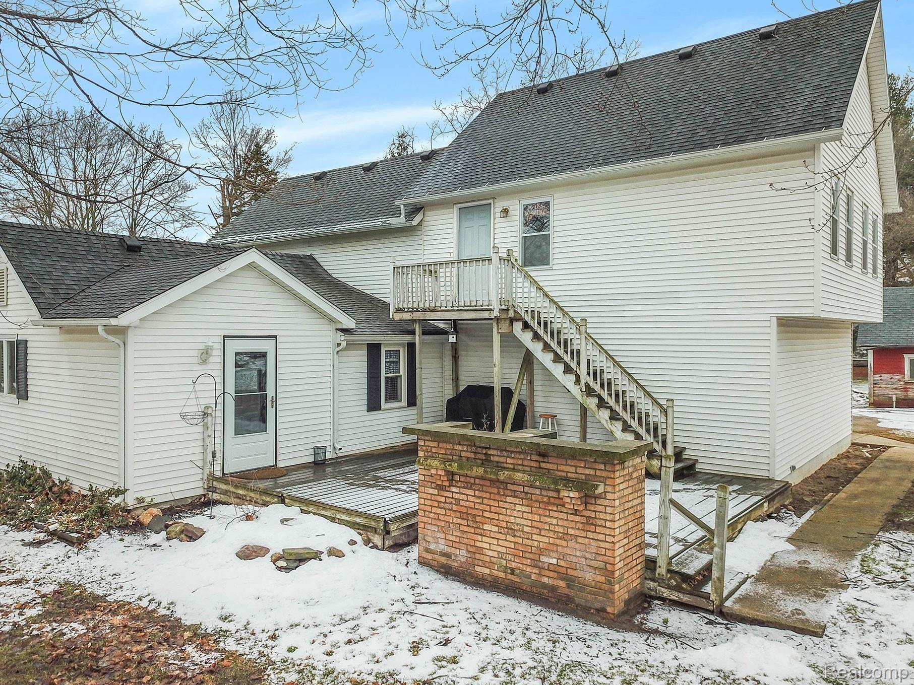 10531 Antcliff Road Fowlerville, MI 48836 - Photo 28 of 34 7.jpg