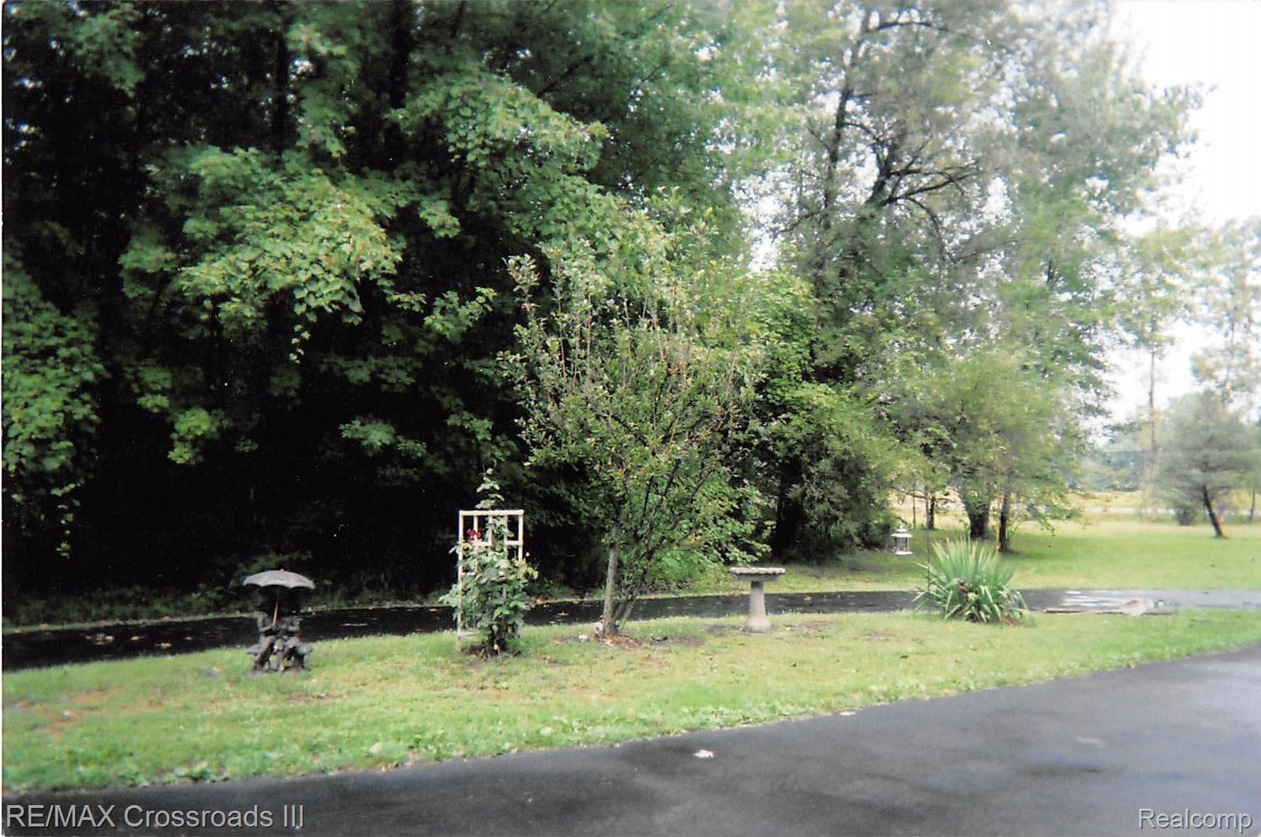 21850 Prince Road Belleville, MI 48111 - Photo 29 of 31 0022jpg