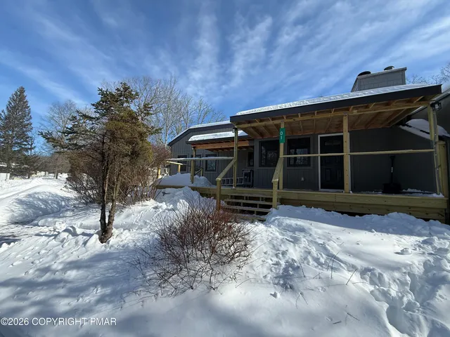 $2,000 | 104 Condor Drive, Unit 1, Tamiment, PA 18371