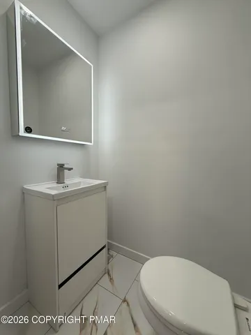 $2,000 | 104 Condor Drive, Unit 1, Tamiment, PA 18371