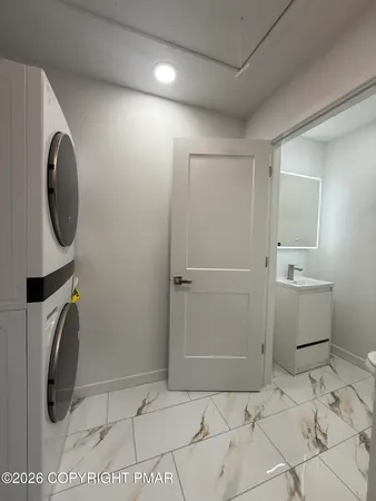 $1,800 | 104 Condor Drive, Unit 1, Tamiment, PA 18371