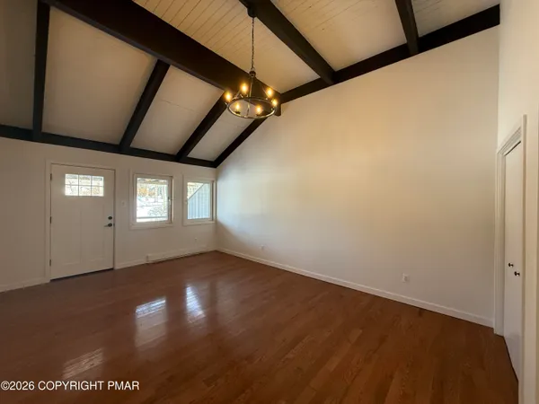 $1,800 | 104 Condor Drive, Unit 1, Tamiment, PA 18371