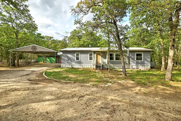 $369,000 | 124 Coyote Lane, Elgin, TX 78621