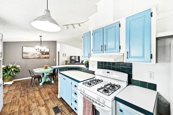 $369,000 | 124 Coyote Lane, Elgin, TX 78621