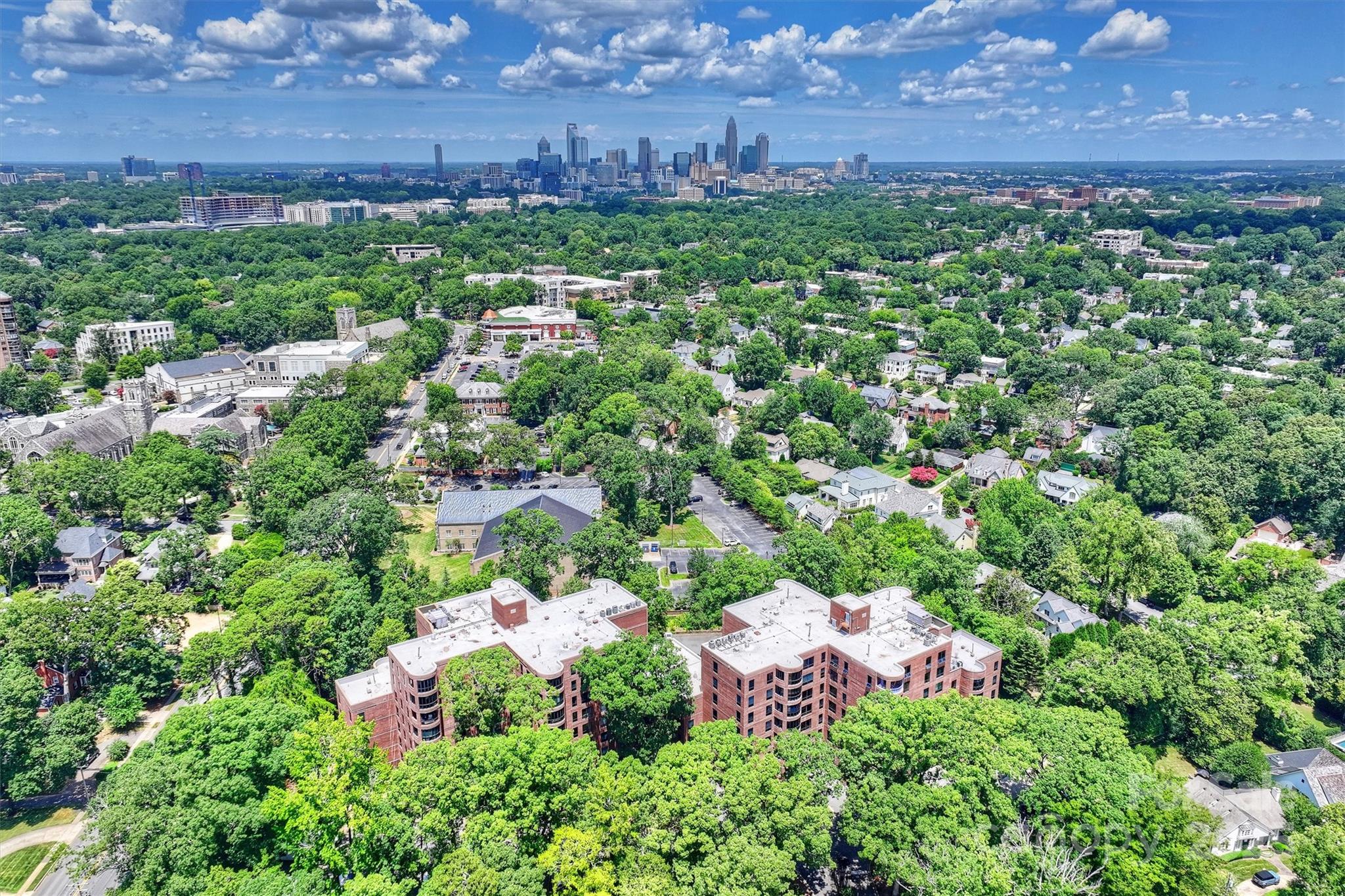 904 Cherokee Road Charlotte, NC 28207 - Photo 36 of 36 a view of a house with a yard