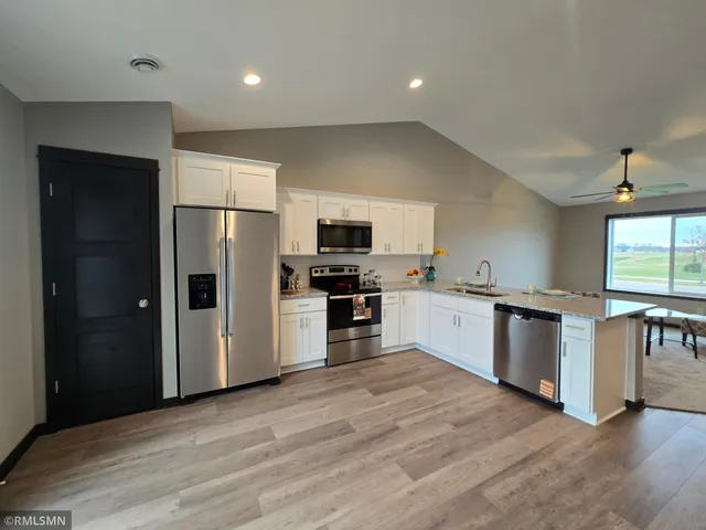 $299,900 | 2024 Essler Drive, St. Peter, MN 56082