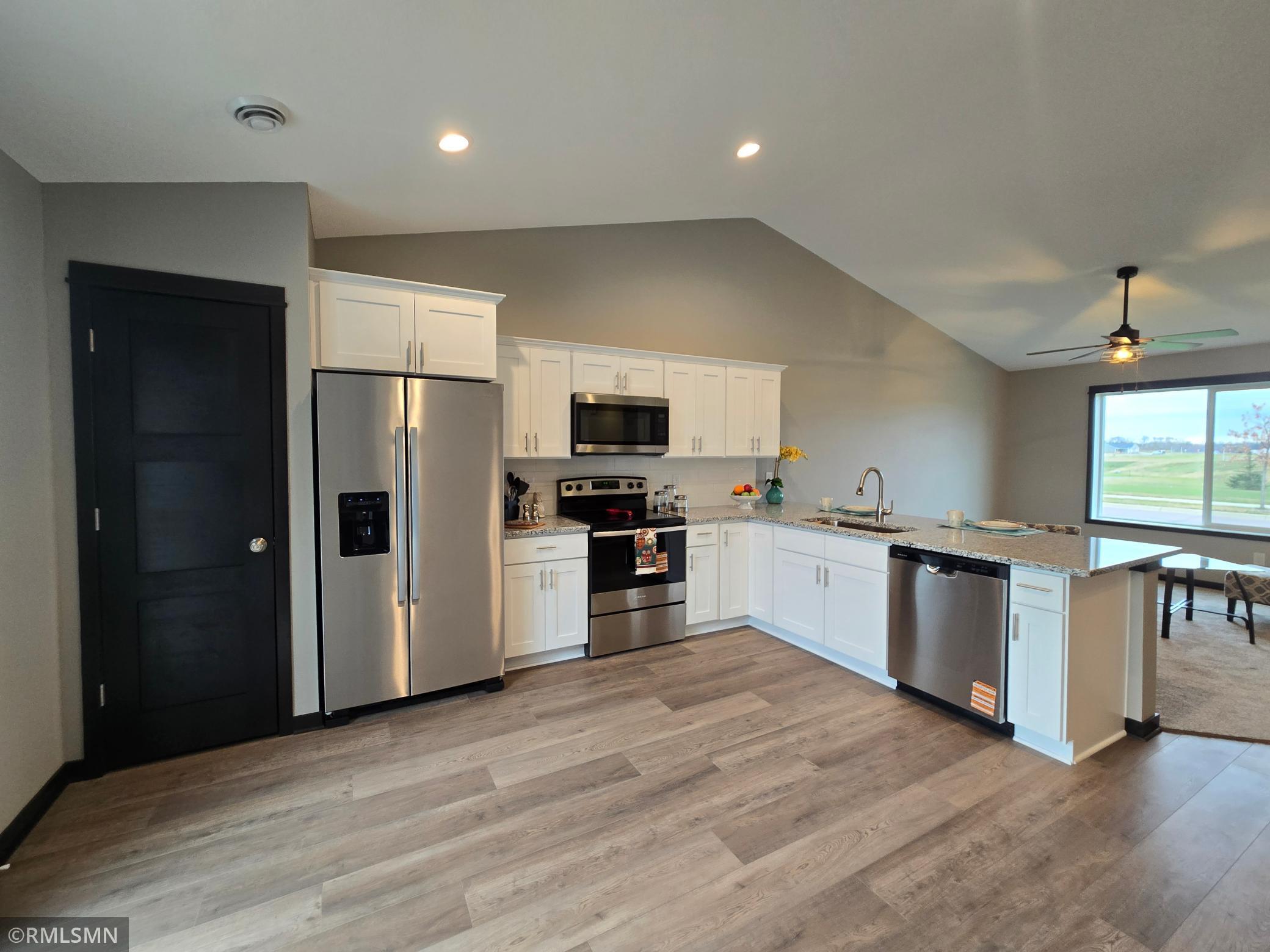 2024 Essler Drive St. Peter, MN 56082 - Photo 2 of 22