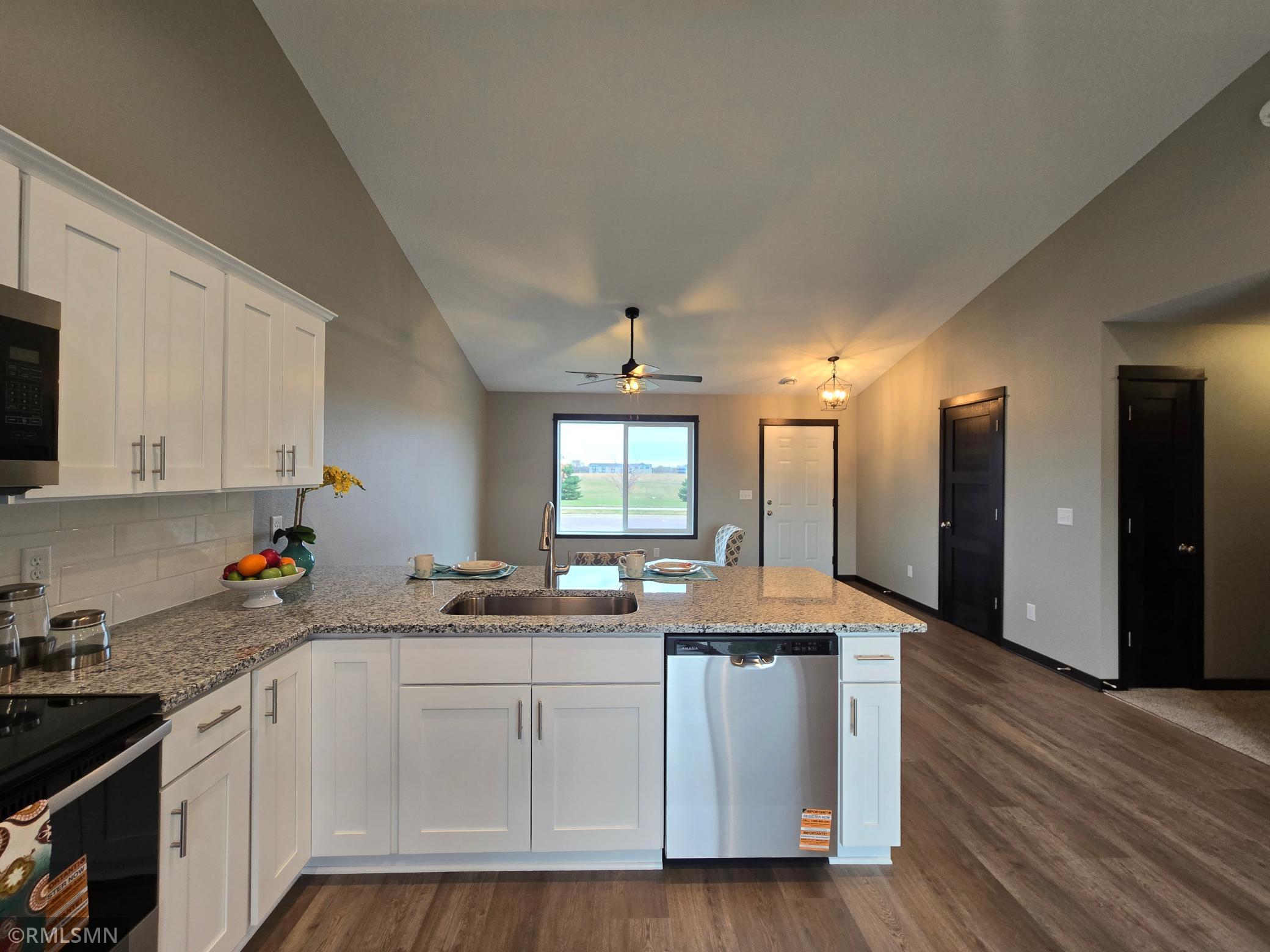 2024 Essler Drive St. Peter, MN 56082 - Photo 6 of 22