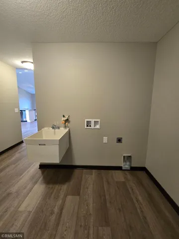 $299,900 | 2024 Essler Drive, St. Peter, MN 56082