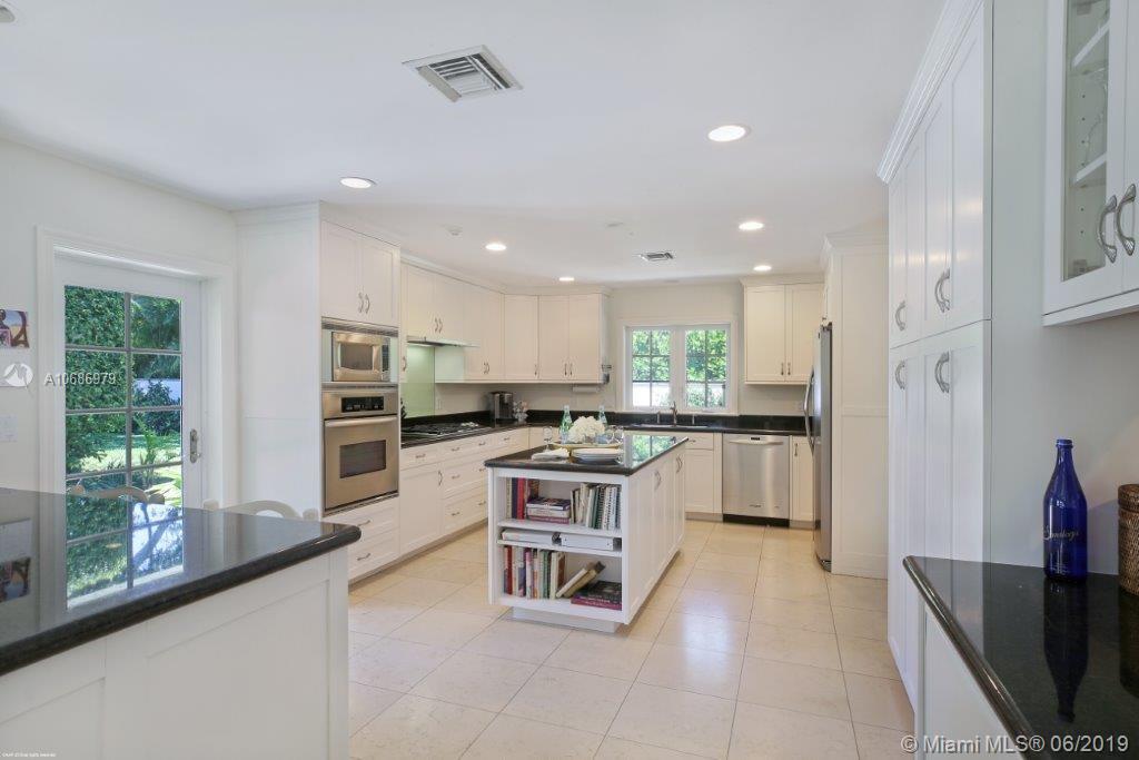 104 Rabbit Run Hobe Sound, FL 33455 - Photo 30 of 47 Gallery Image 30