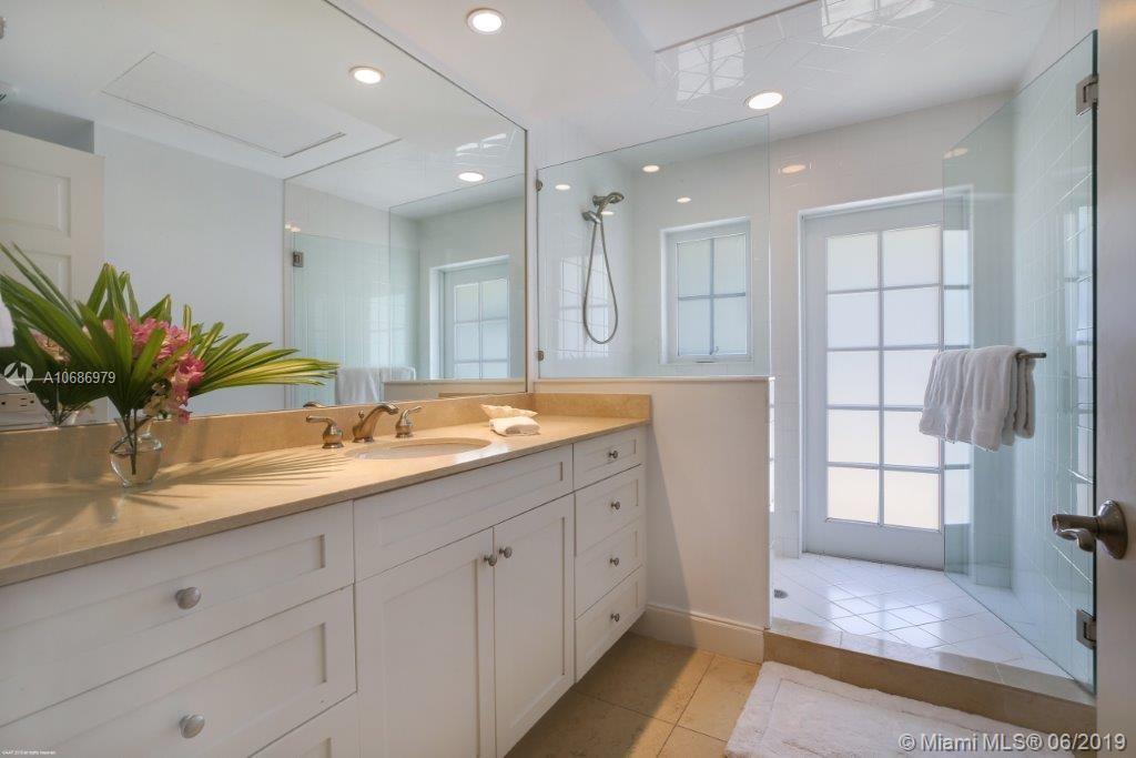 104 Rabbit Run Hobe Sound, FL 33455 - Photo 37 of 47 Gallery Image 37