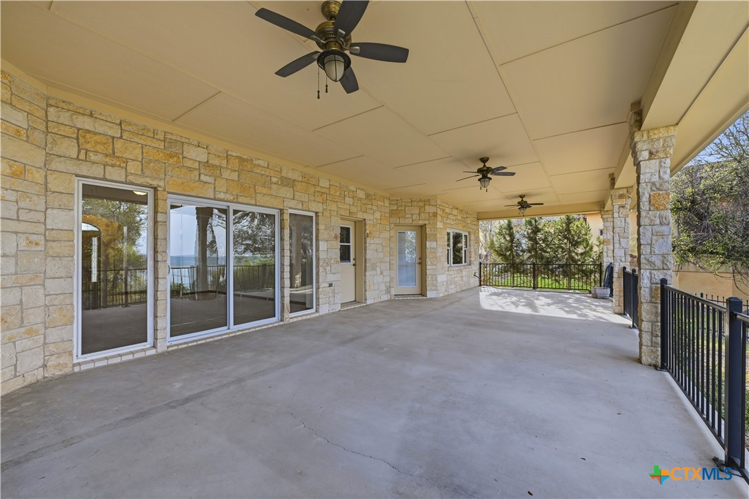 3328 Eagle Ridge Drive Harker Heights, TX 76548 - Photo 35 of 48 a view of a porch with a tv