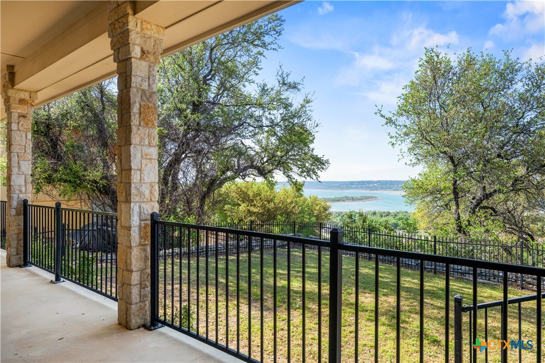 3328 Eagle Ridge Drive Harker Heights, TX 76548 - Photo 37 of 48 a view of a balcony