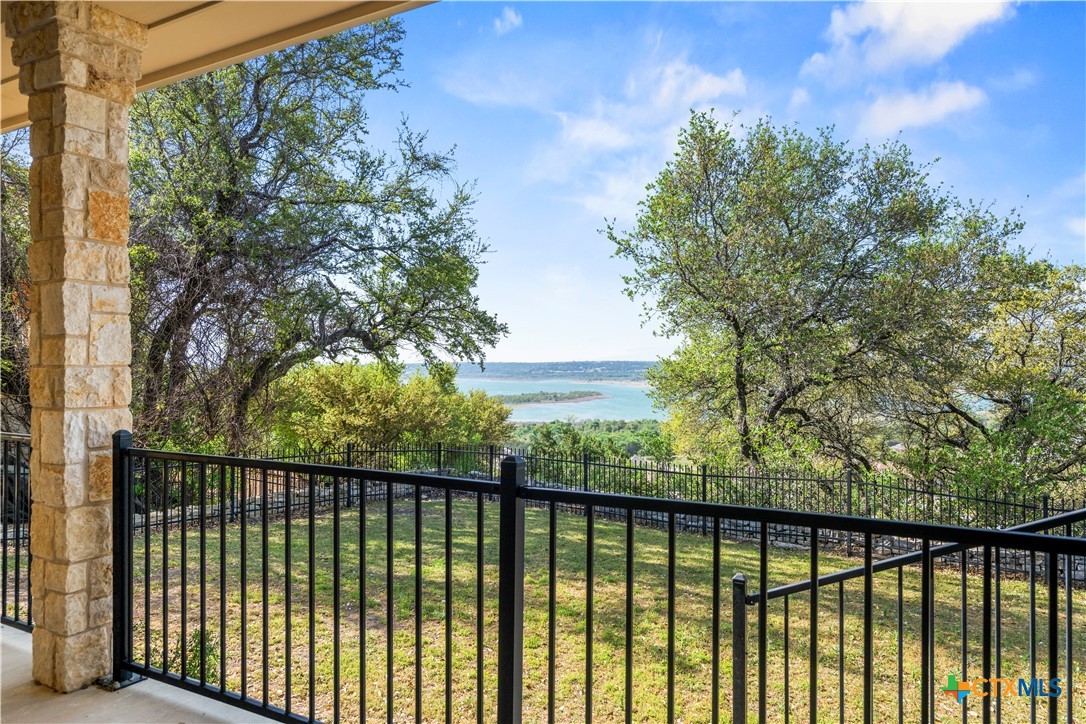3328 Eagle Ridge Drive Harker Heights, TX 76548 - Photo 38 of 48 a view of outdoor space with a trees