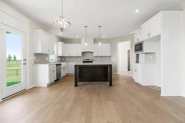 $599,950 | 17165 West 164th Terrace, Olathe, KS 66062