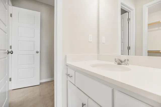 $599,950 | 17165 West 164th Terrace, Olathe, KS 66062