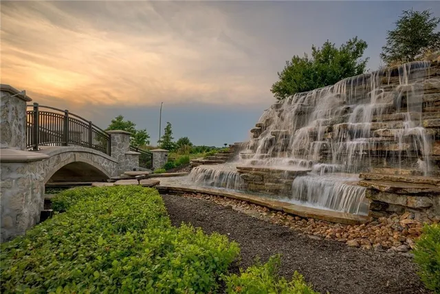 $599,950 | 17165 West 164th Terrace, Olathe, KS 66062