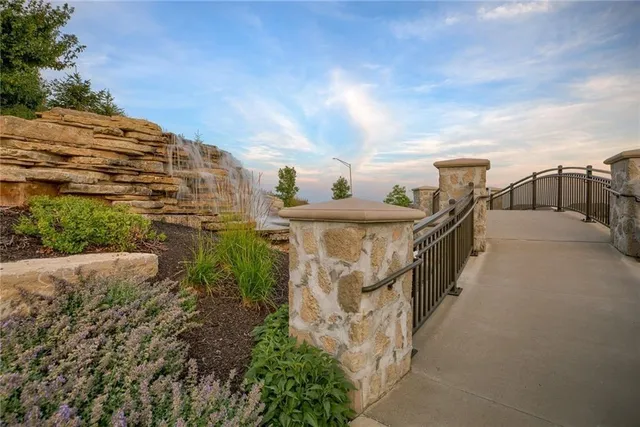 $599,950 | 17165 West 164th Terrace, Olathe, KS 66062