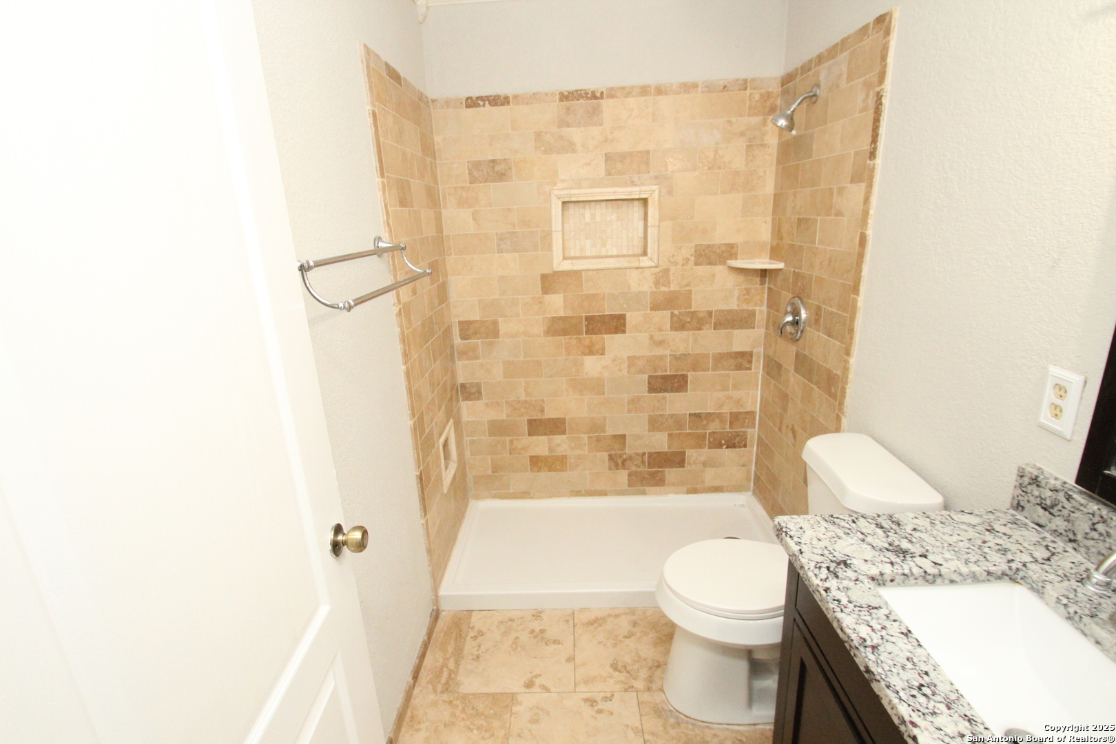 310 Threadneedle Lane San Antonio, TX 78227 - Photo 14 of 27