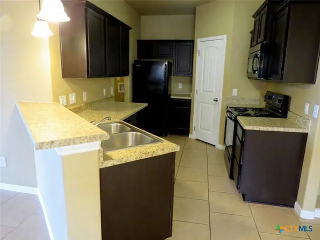 $1,300 | 4602 Cambridge Drive, Unit B, Killeen, TX 76549