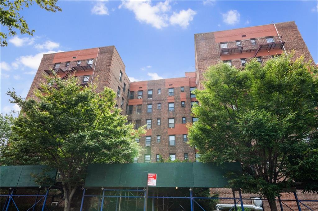 a view of a large building