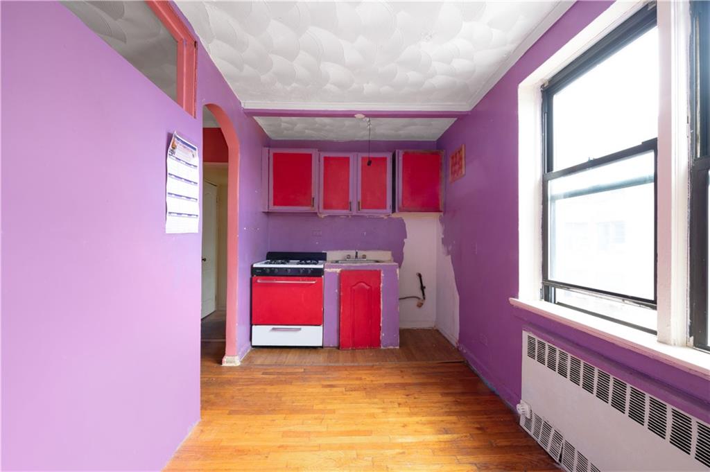 26 Cass Place, Unit 5D Brooklyn, NY 11235 - Photo 5 of 10 a view of an entryway