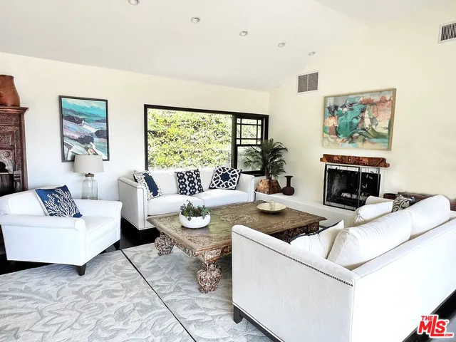$13,800 | 12751 Mulholland Drive, Beverly Hills, CA 90210