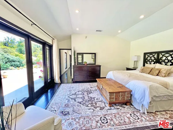 $13,800 | 12751 Mulholland Drive, Beverly Hills, CA 90210