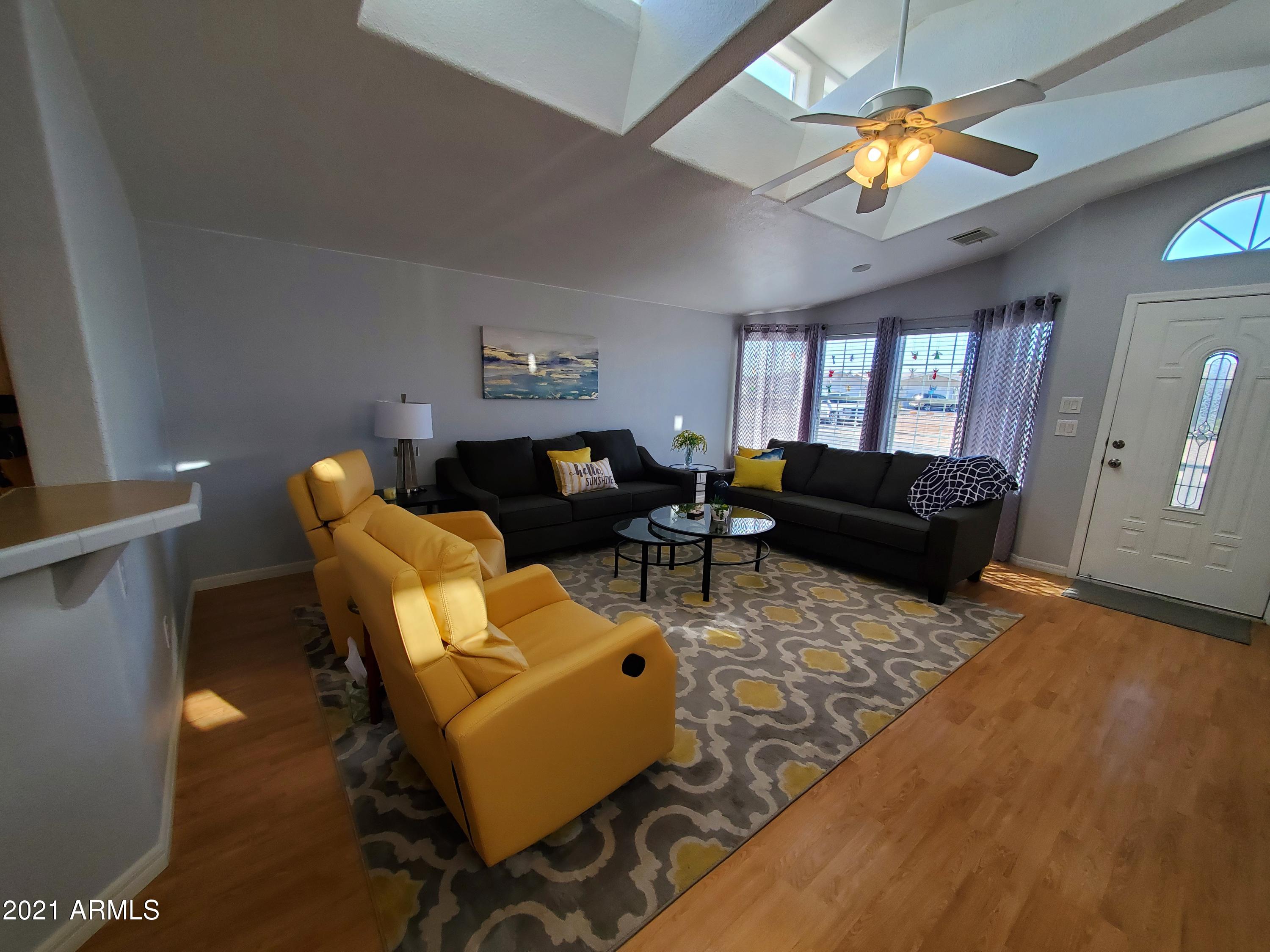 3301 South Goldfield Road, Unit 4021 Apache Junction, AZ 85119 - Photo 8 of 80 4021 Living Room