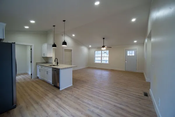 $284,998 | 478 Hickory Lane, Sparta, TN 38583