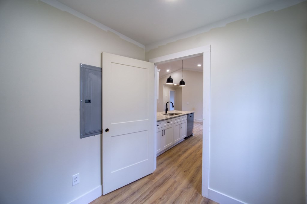 478 Hickory Lane Sparta, TN 38583 - Photo 35 of 43 a view of a hallway with wooden floor