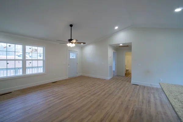 $284,998 | 478 Hickory Lane, Sparta, TN 38583