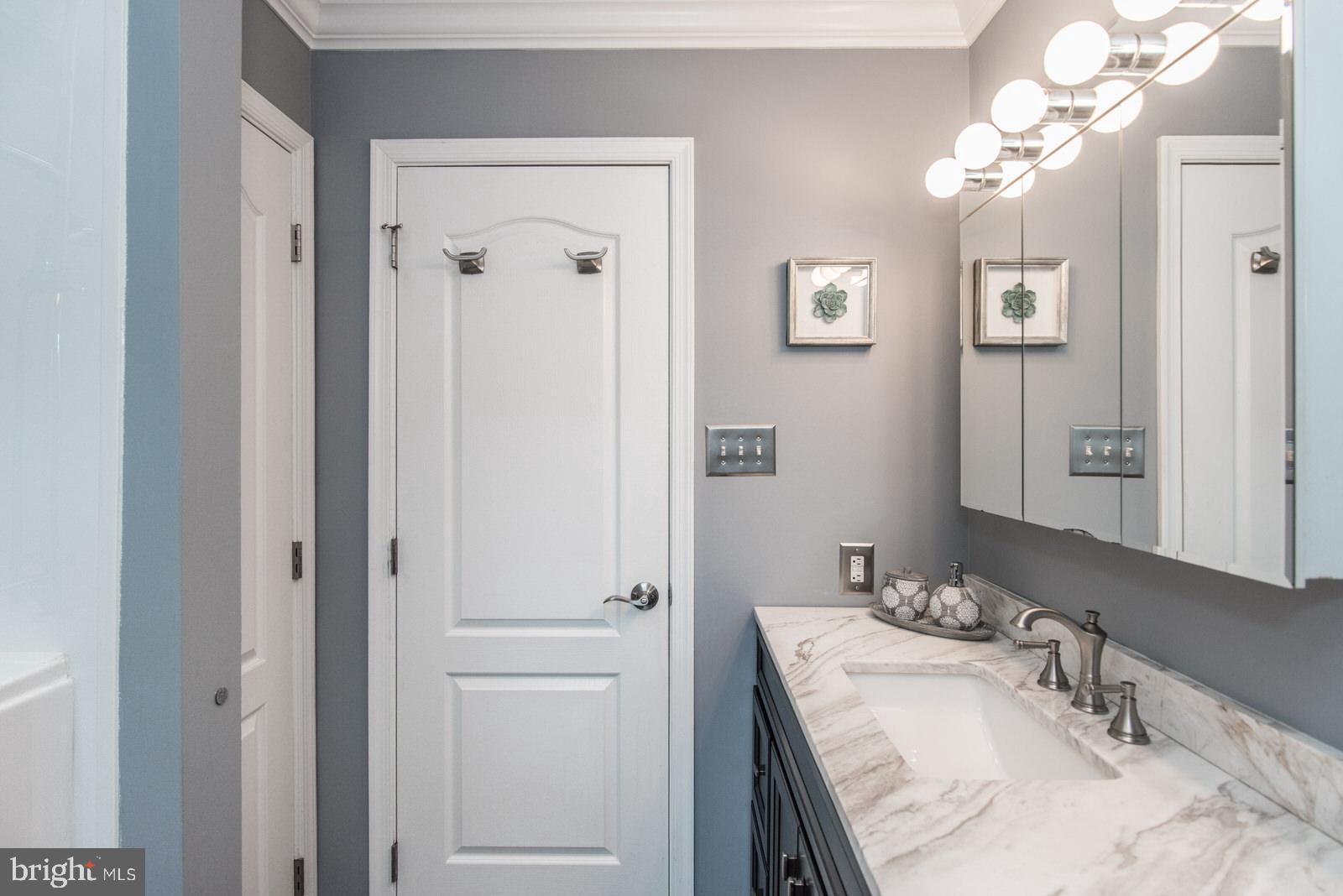 518 Stewart Road Hatboro, PA 19040 - Photo 84 of 103 Granite topped bathroom vanity
