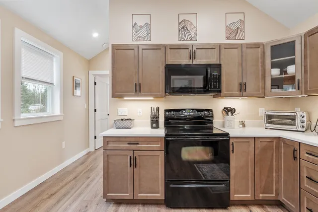 $379,000 | 2660 Highway 16, Albany, NH 03818