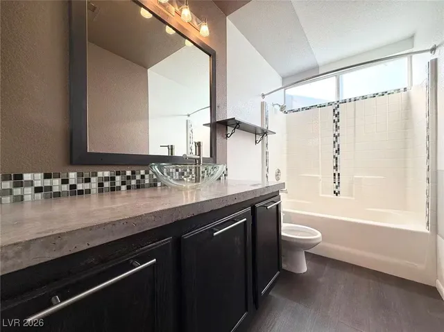 $2,200 | 3285 Cooper Creek Drive, Henderson, NV 89074