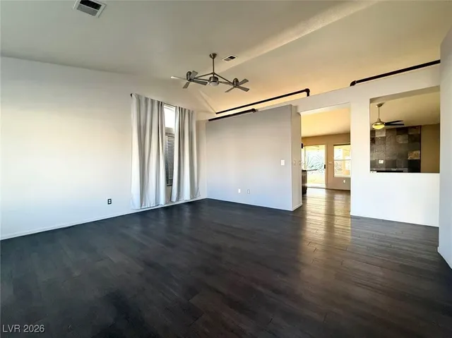 $2,200 | 3285 Cooper Creek Drive, Henderson, NV 89074