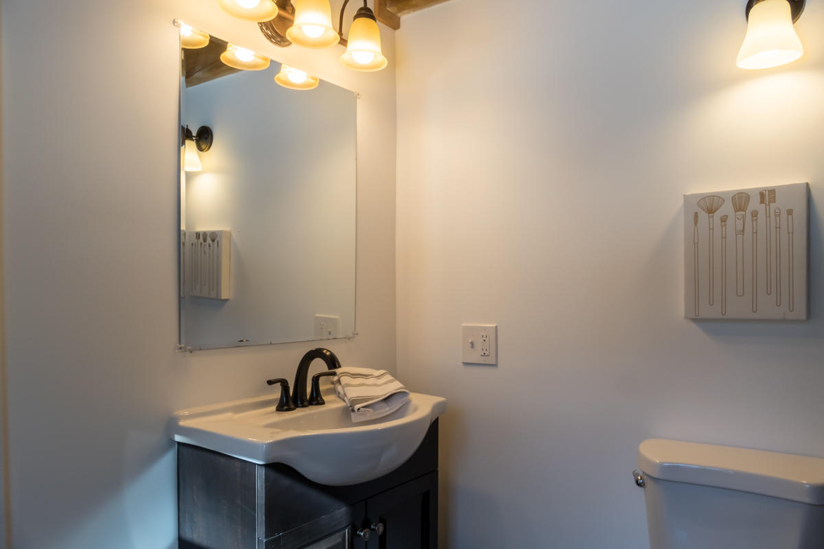 542 River Road Bowdoinham, ME 04008 - Photo 21 of 45 29-Master Suite (5 of 6)
